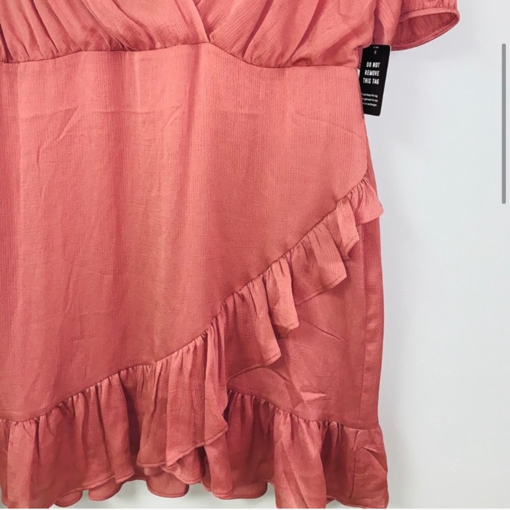 🔥NWT Express Satin Rouched Wrap Front Ruffle Dress - Picture 2 of 6